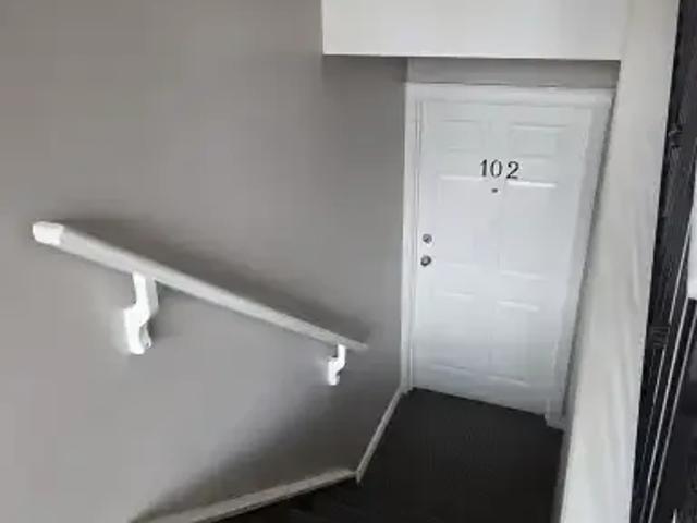 For Rent 2 Bedroom Condo Calgary AB DS102752671