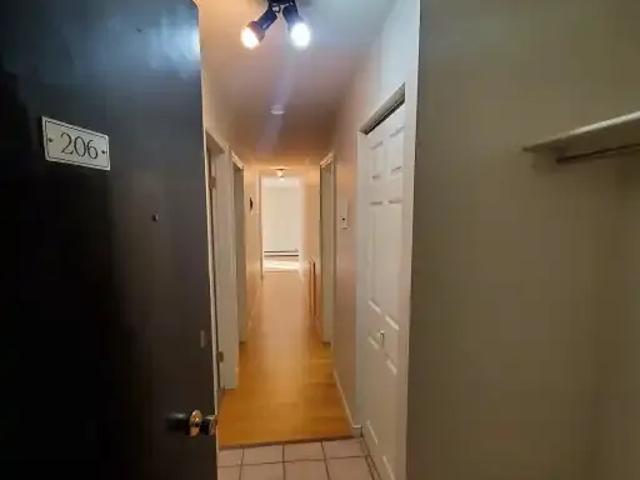 For Rent 2 Bedroom Condo Calgary AB DS102846826
