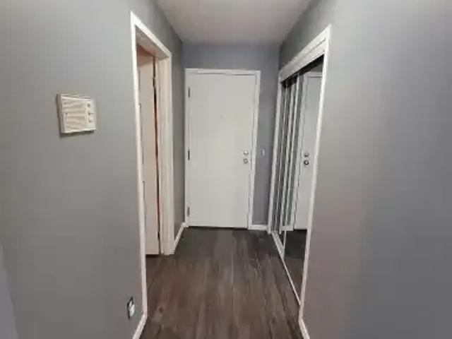For Rent 2 Bedroom Condo Calgary AB DS102847053
