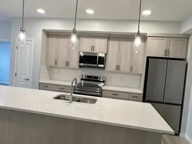 For Rent 2 Bedroom Condo Calgary AB DS102883502