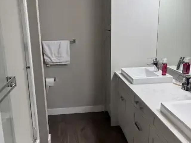 For Rent 2 Bedroom Condo Calgary AB DS102951996
