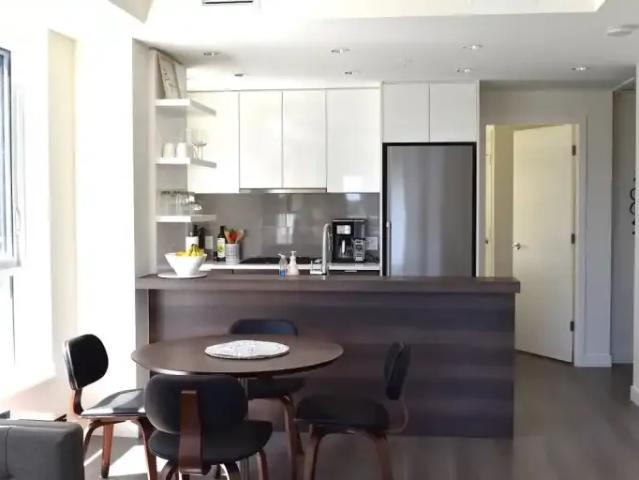 For Rent 2 Bedroom Condo Calgary AB DS103091253