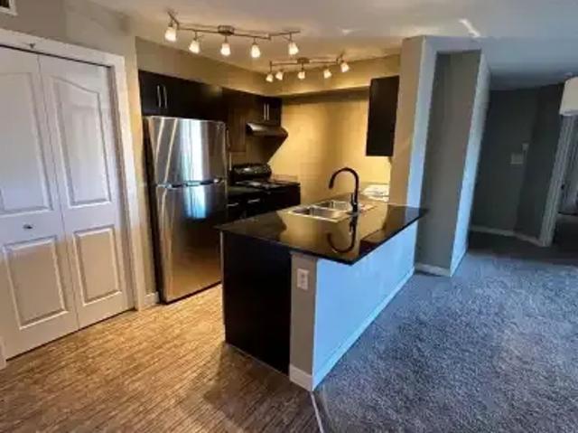 For Rent 2 Bedroom Condo Calgary AB DS103151636