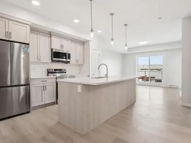 For Rent 2 Bedroom Condo Calgary AB DS103379974