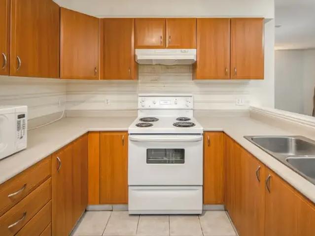 For Rent 2 Bedroom Condo Calgary AB DS103395630