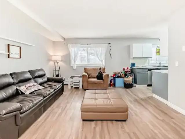 For Rent 2 Bedroom Condo Calgary AB DS103338254
