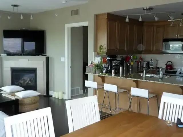 For Rent 2 Bedroom Condo Calgary AB DS103574545