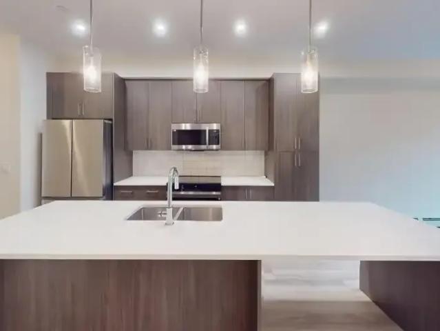For Rent 2 Bedroom Condo Calgary AB DS103611651