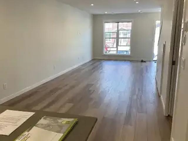 For Rent 2 Bedroom Condo Calgary AB DS104178803