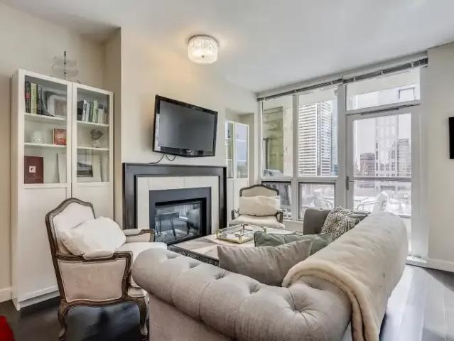 For Rent 2 Bedroom Condo Calgary AB DS104179381