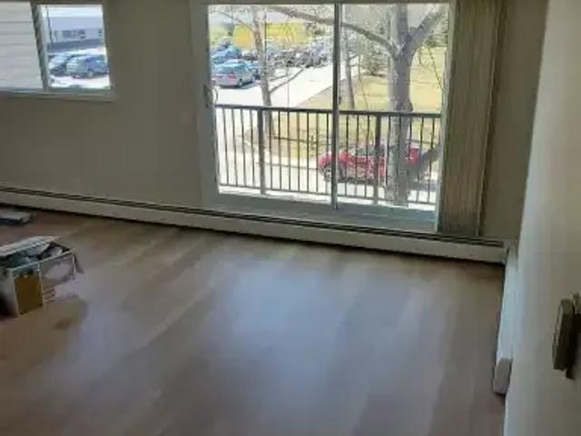 For Rent 2 Bedroom Condo Calgary AB DS104179543