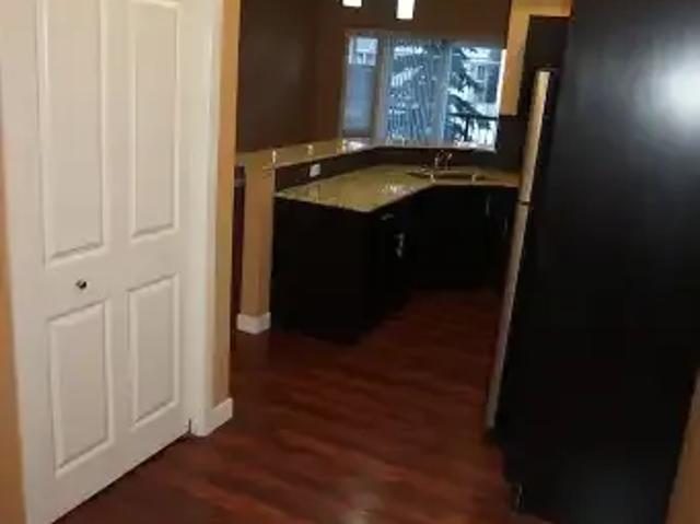 For Rent 2 Bedroom Condo Calgary AB DS104179570