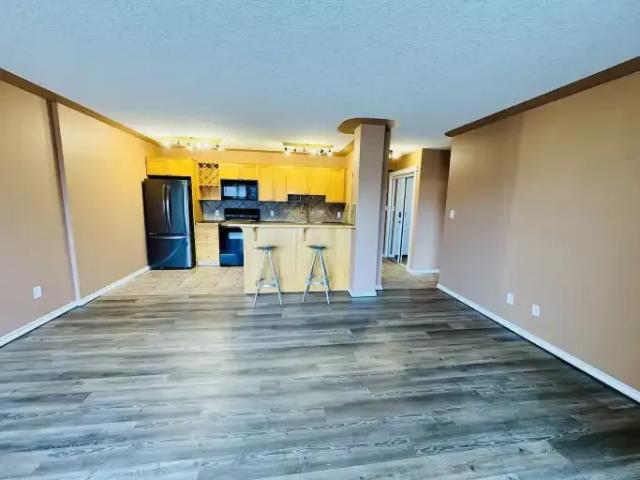 For Rent 2 Bedroom Condo Calgary AB DS104179581