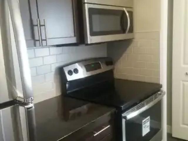 For Rent 2 Bedroom Condo Calgary AB DS104179886