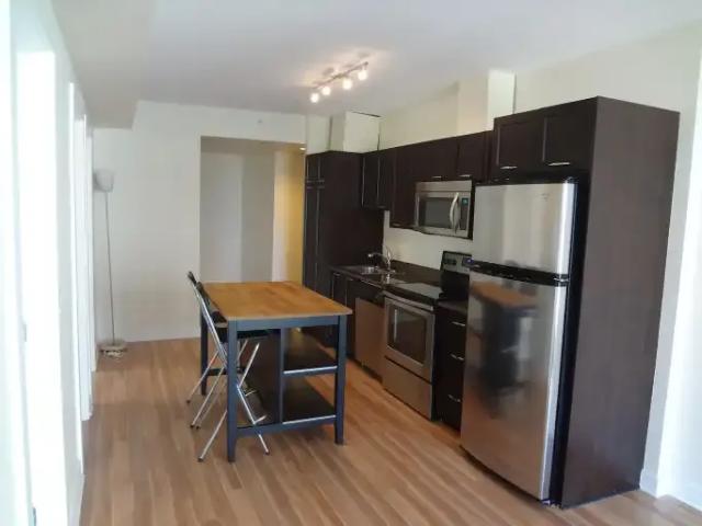 For Rent 2 Bedroom Condo Calgary AB DS104179940