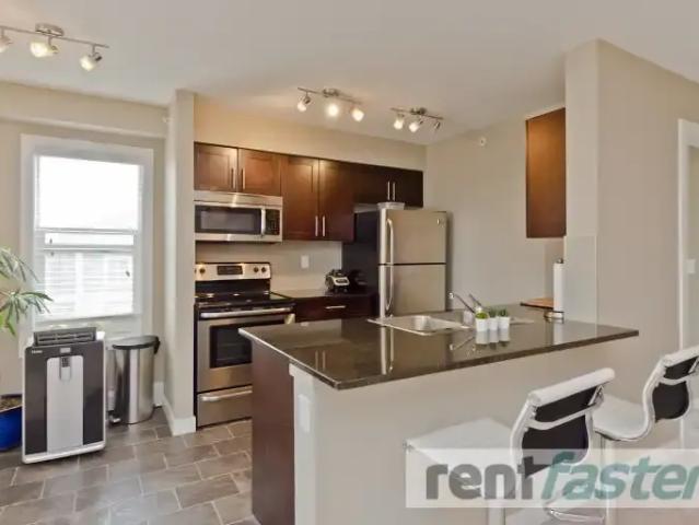 For Rent 2 Bedroom Condo Calgary AB DS104180181