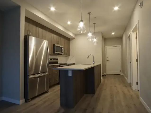 For Rent 2 Bedroom Condo Calgary AB DS104180247