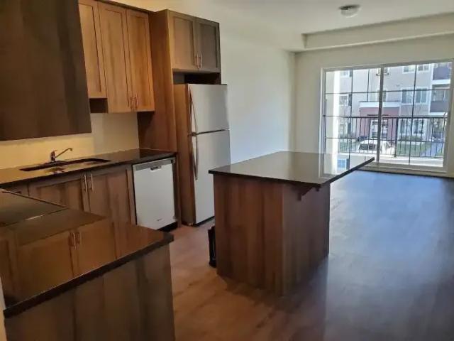 For Rent 2 Bedroom Condo Calgary AB DS104180377