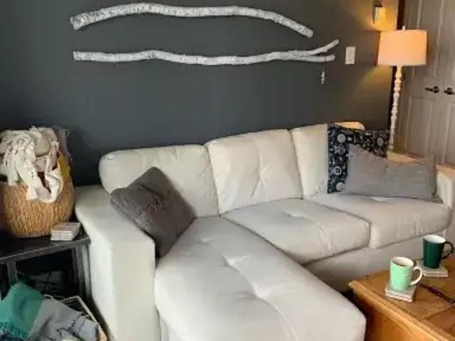 For Rent 2 Bedroom Condo Calgary AB DS104180754