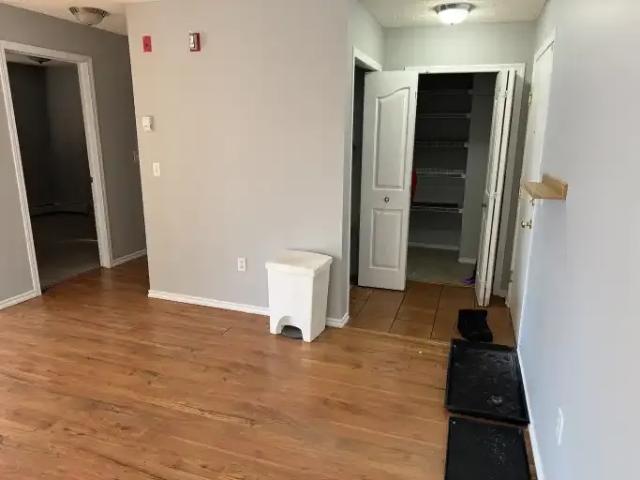 For Rent 2 Bedroom Condo Calgary AB DS104180994