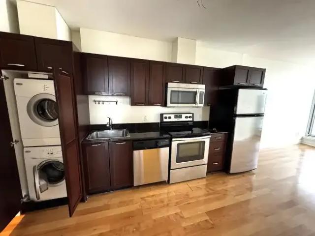 For Rent 2 Bedroom Condo Calgary AB DS104181182