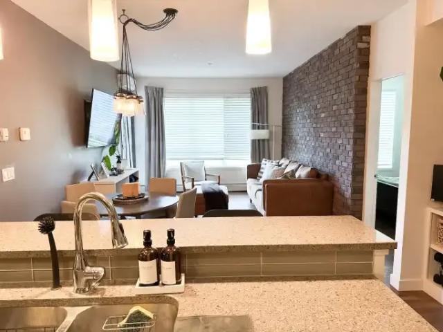 For Rent 2 Bedroom Condo Calgary AB DS104181488