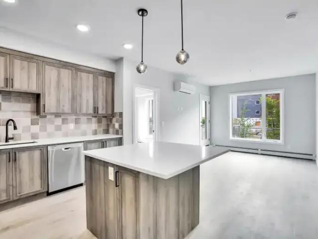 For Rent 2 Bedroom Condo Calgary AB DS104181402