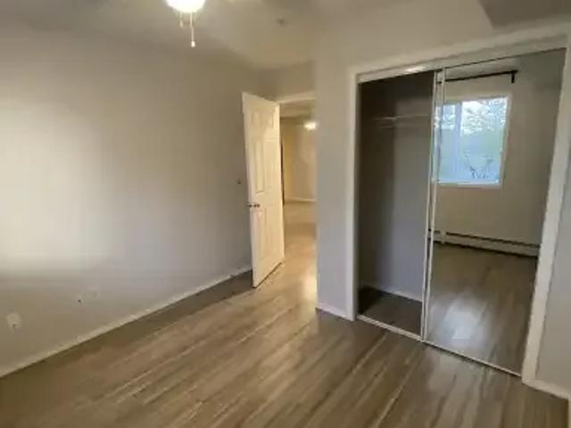 For Rent 2 Bedroom Condo Calgary AB DS104181439