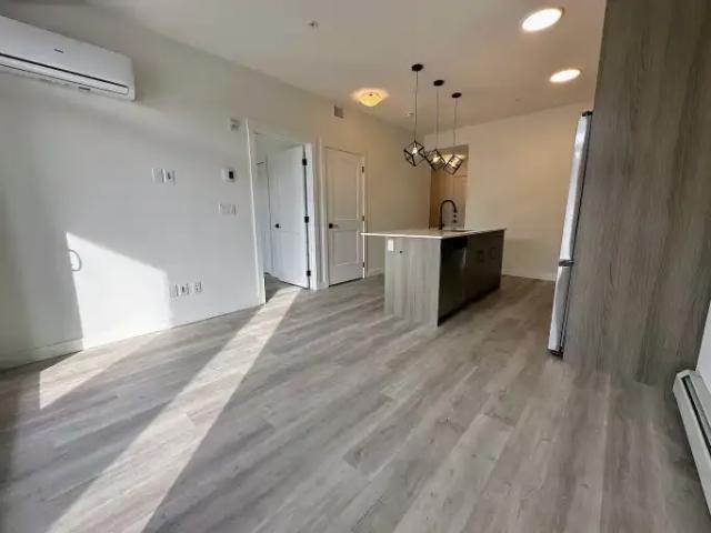 For Rent 2 Bedroom Condo Calgary AB DS104181962