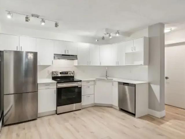 For Rent 2 Bedroom Condo Calgary AB DS104182072