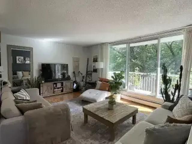 For Rent 2 Bedroom Condo Calgary AB DS104106681