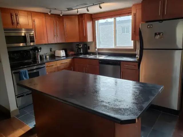 For Rent 2 Bedroom Condo Calgary AB DS104292012