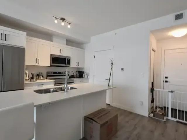 For Rent 2 Bedroom Condo Calgary AB DS104362347