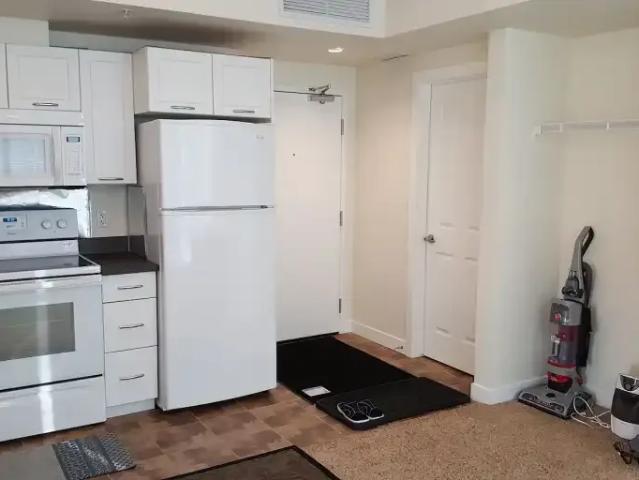 For Rent 2 Bedroom Condo Calgary AB DS104362497