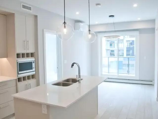 For Rent 2 Bedroom Condo Calgary AB DS104362606