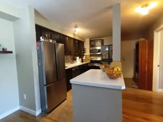 For Rent 2 Bedroom Condo Calgary AB DS104362626