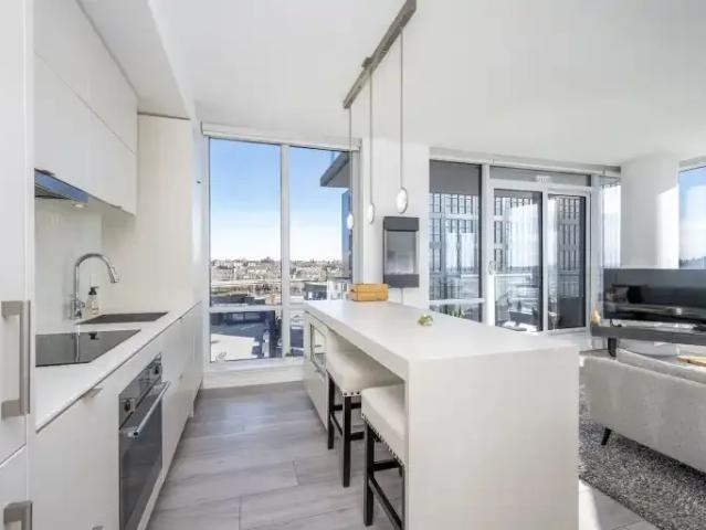 For Rent 2 Bedroom Condo Calgary AB DS104470701