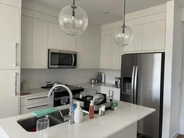 For Rent 2 Bedroom Condo Calgary AB DS104470728
