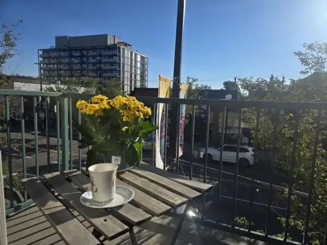 For Rent 2 Bedroom Condo Calgary AB DS104470732