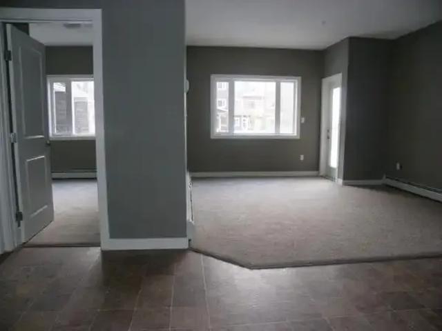 For Rent 2 Bedroom Condo Calgary AB DS104471216