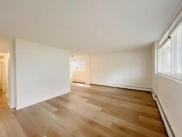 For Rent 2 Bedroom Condo Calgary AB DS104401633
