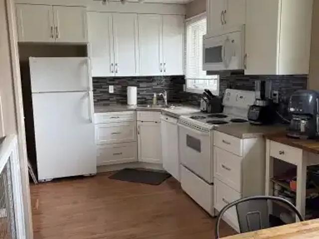 For Rent 2 Bedroom Condo Calgary AB DS104401639