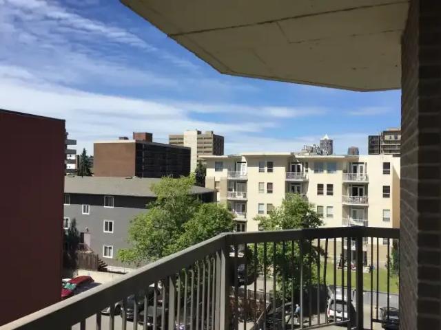 For Rent 2 Bedroom Condo Calgary AB DS104506759