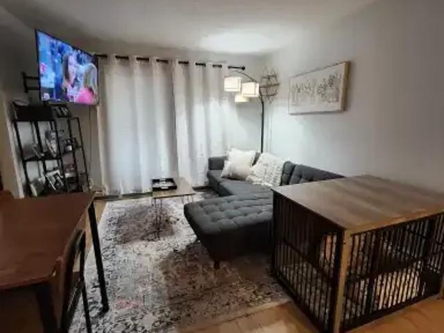 For Rent 2 Bedroom Condo Calgary AB DS104506861