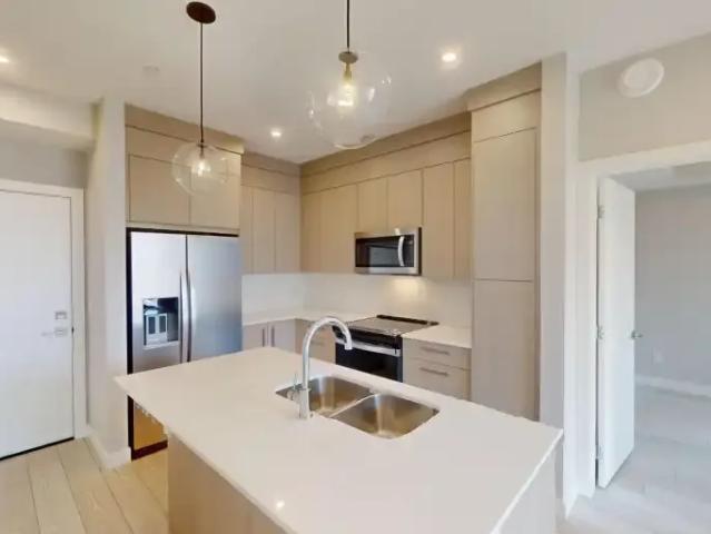 For Rent 2 Bedroom Condo Calgary AB DS104506864