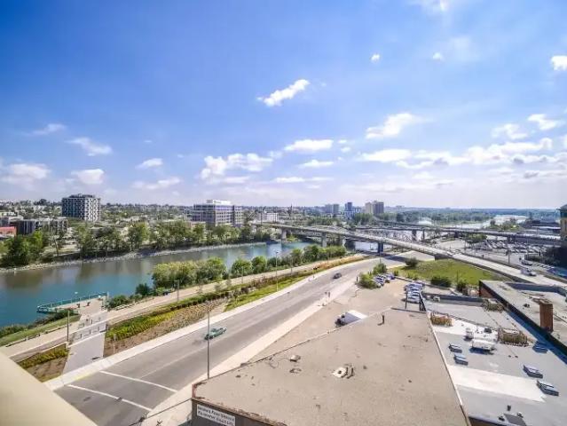 For Rent 2 Bedroom Condo Calgary AB DS104711531