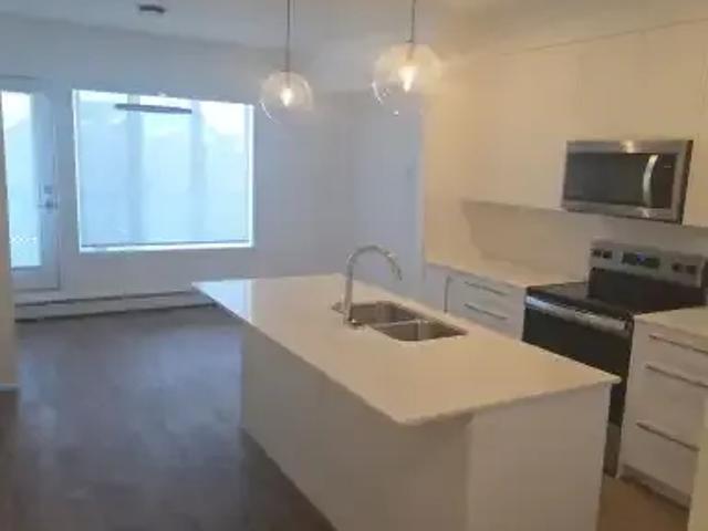 For Rent 2 Bedroom Condo Calgary AB DS104876666