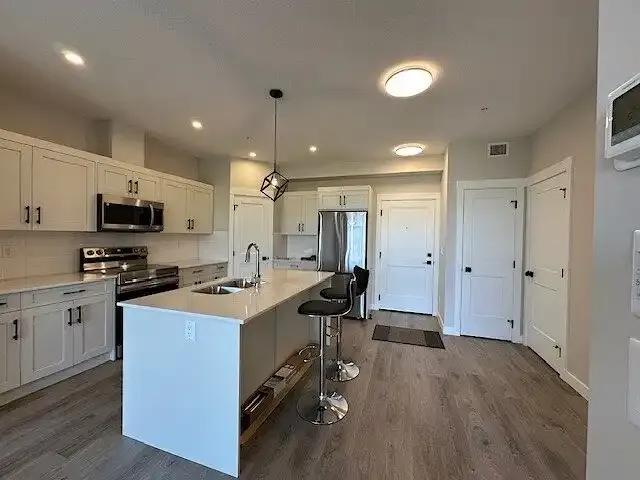 For Rent 2 Bedroom Condo Calgary AB DS104824381