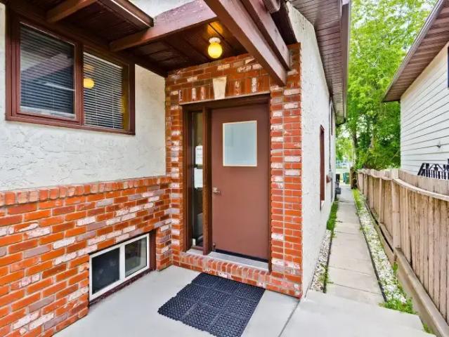 For Rent 2 Bedroom Condo Calgary AB DS104940727