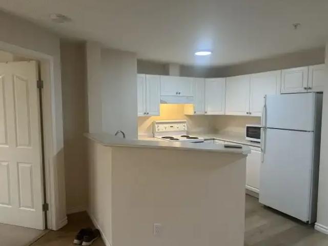 For Rent 2 Bedroom Condo Calgary AB DS104940833